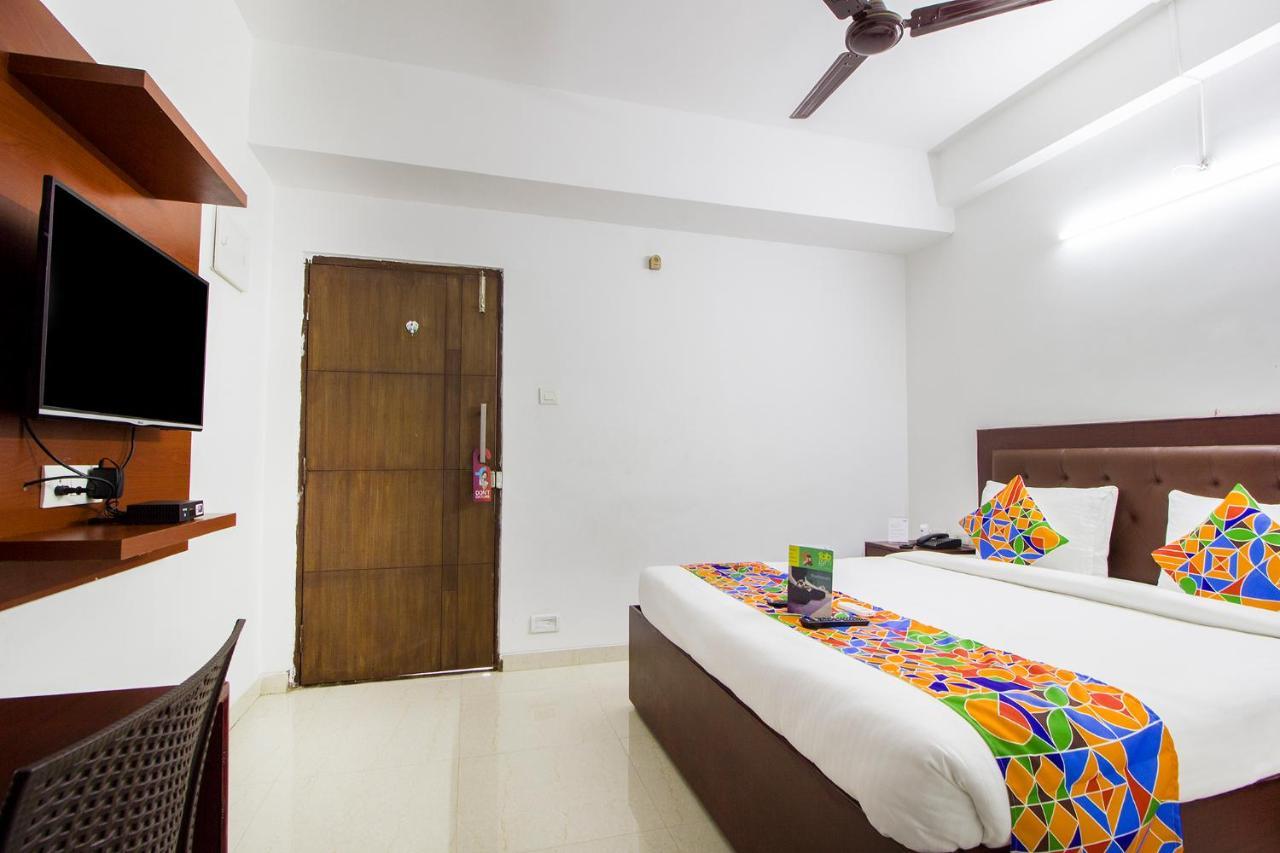 Fabhotel Limestone Suites - 750M From Yashoda Hospitals, Somajiguda Hyderabad Bagian luar foto