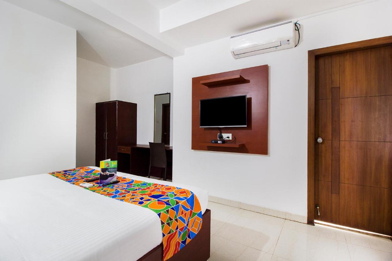 Fabhotel Limestone Suites - 750M From Yashoda Hospitals, Somajiguda Hyderabad Bagian luar foto